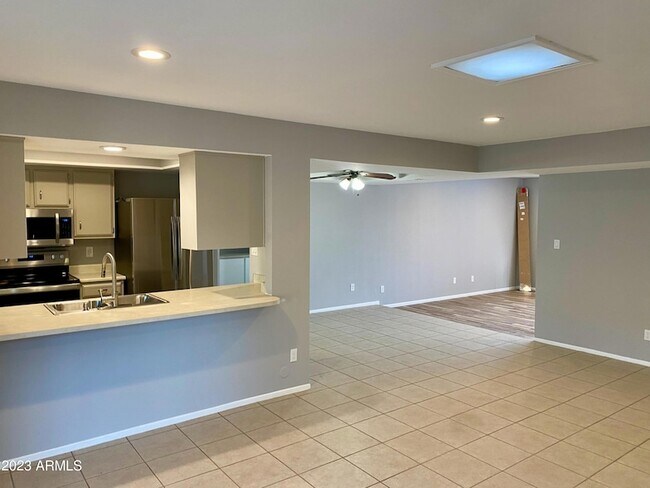 Building Photo - 5714 W Carol Ann Way