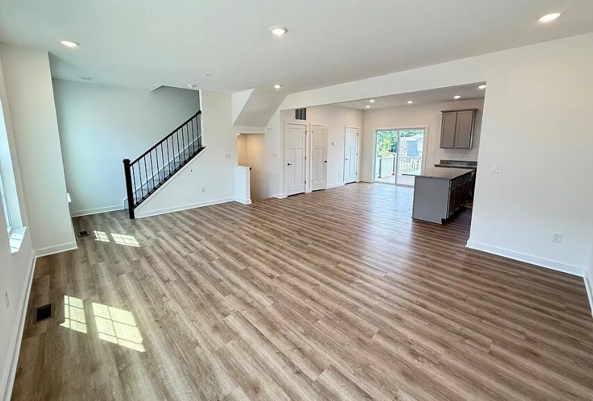 Building Photo - 179 Lockheed Dr