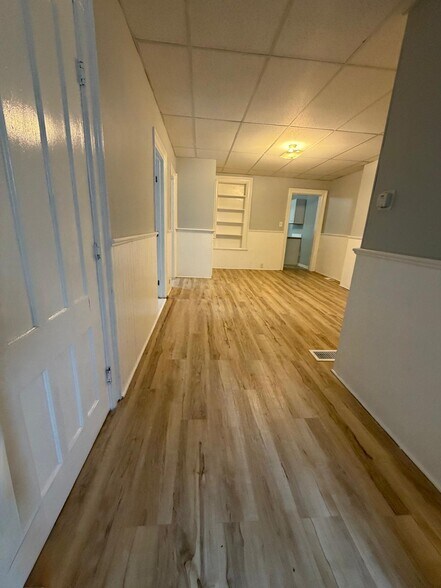 Building Photo - 20 Marvin Ave