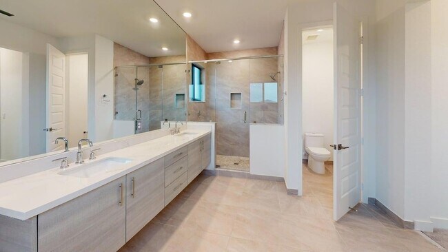 Building Photo - 10780 Oceano Wy