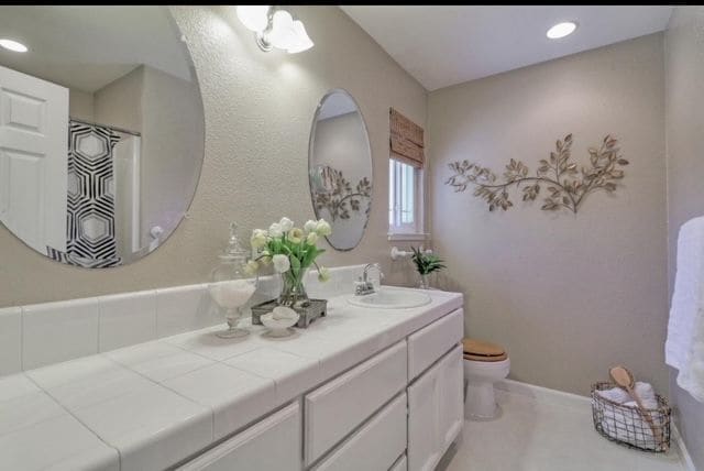 Building Photo - 18240 Ransen Ct