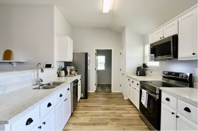 Building Photo - 632 Apple Cross Ct