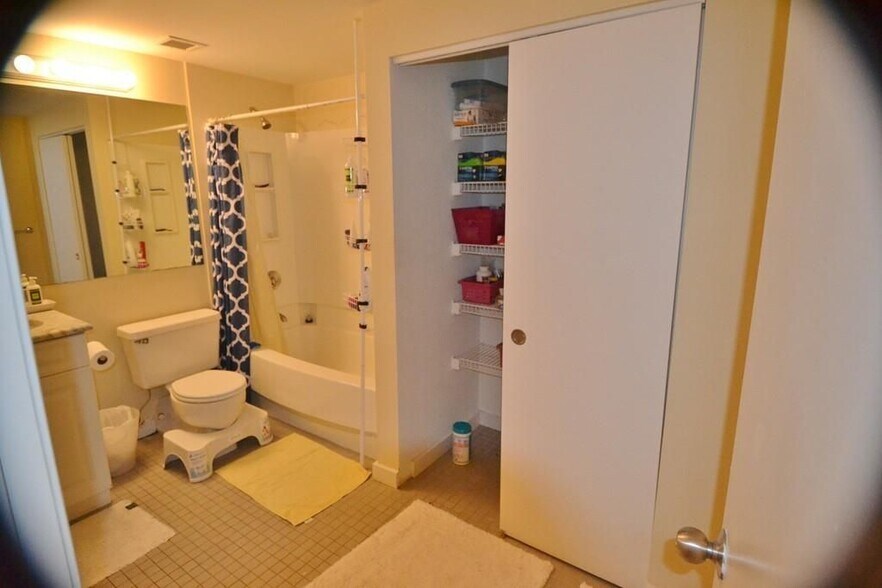 Bath - 15 North Beacon St