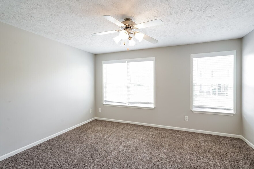 Building Photo - 1428 Sprucedale Dr