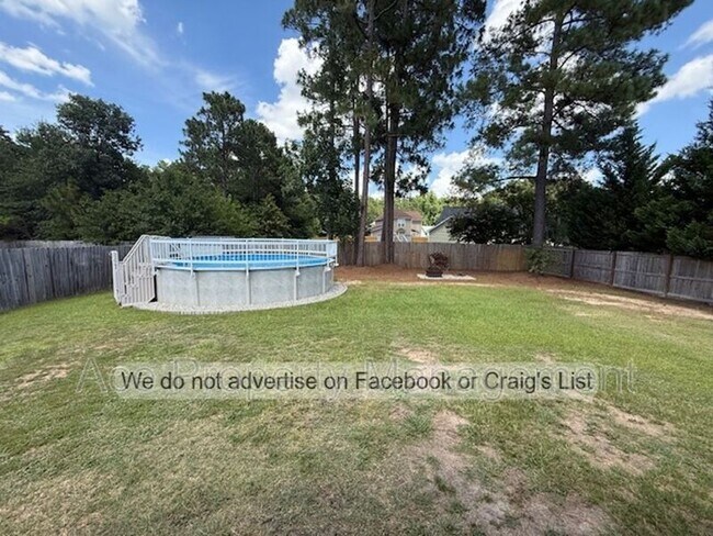 Building Photo - 2920 Aristocrat Ln