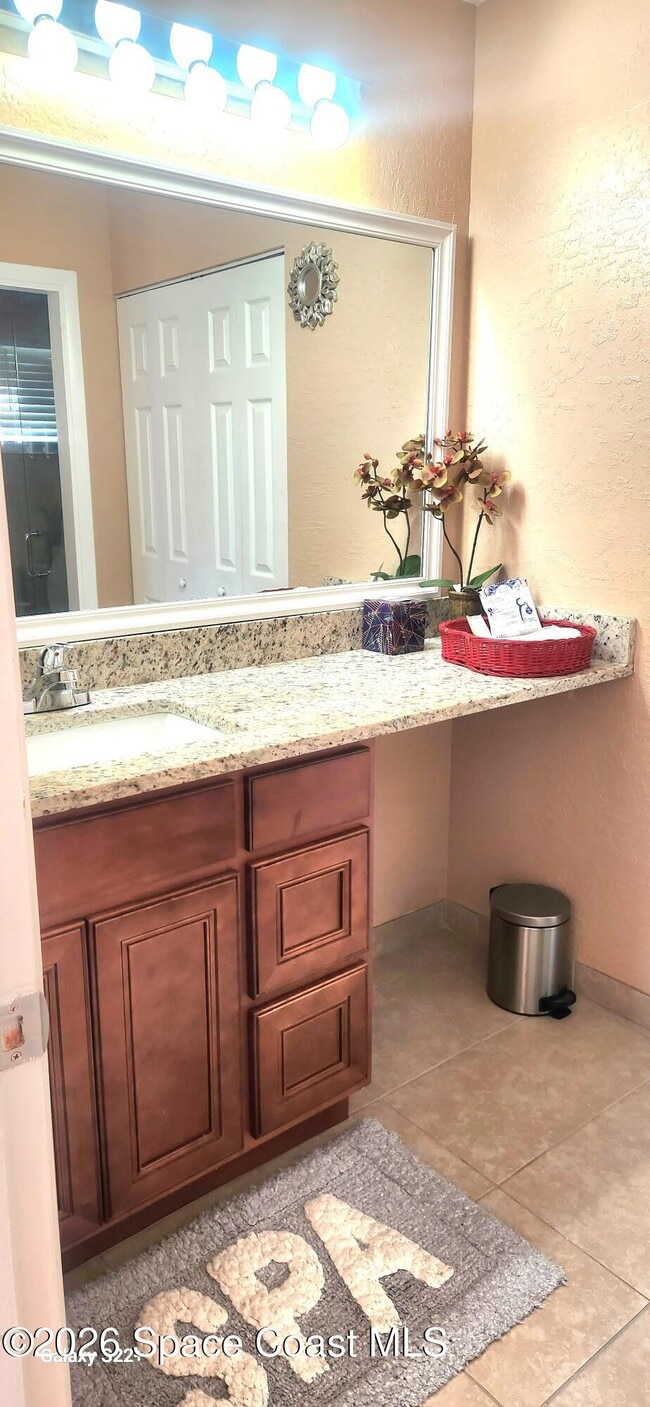 Building Photo - 1327 Cherry Hills Rd NE