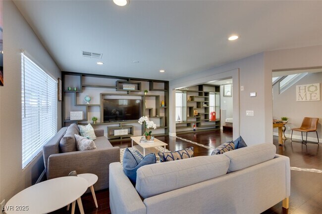 Building Photo - 7659 Ribbon Garland Ct