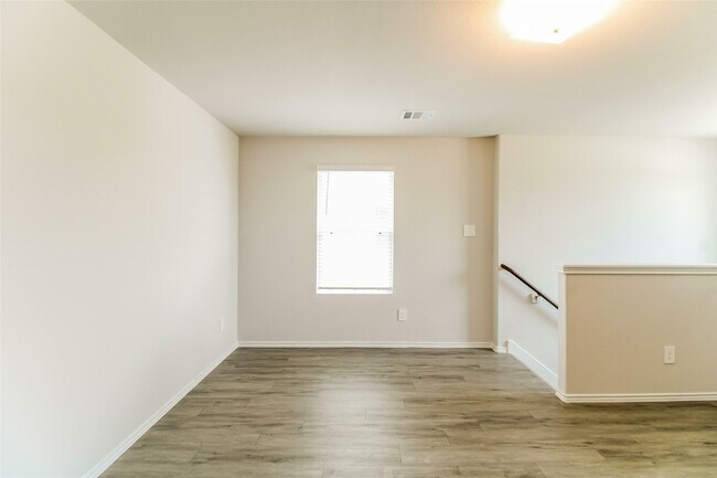 Building Photo - 2529 Grayling Dr