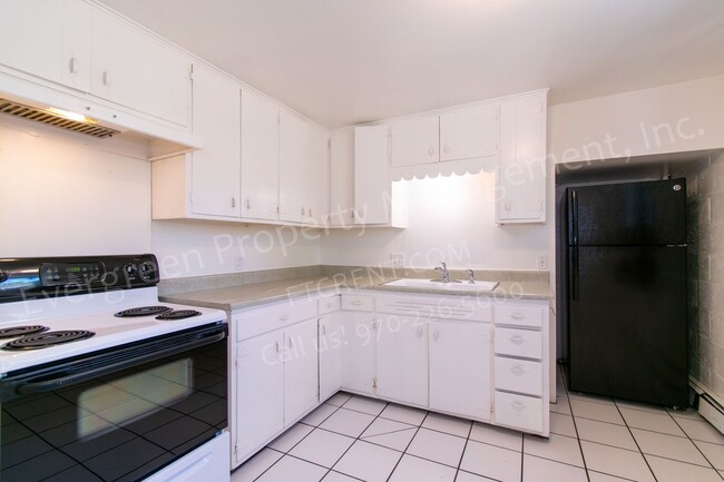 Building Photo - 1112 Alford St