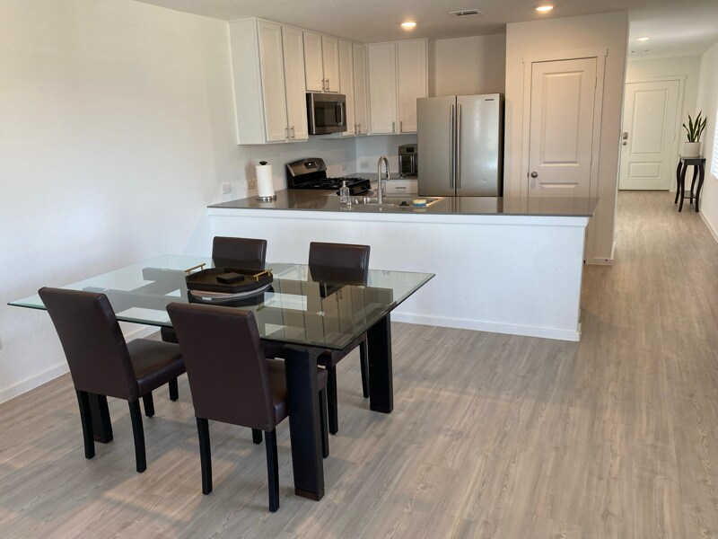 Building Photo - 9107 Selene Pl