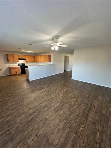 Building Photo - 1441 Ashview Cir