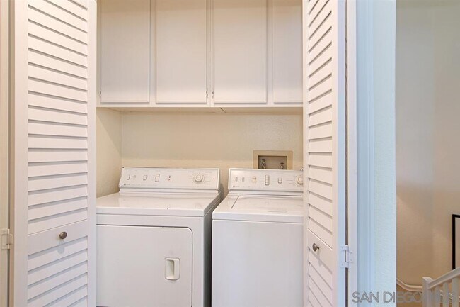 Building Photo - 7205 Calabria Ct