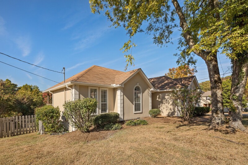 Building Photo - 6015 Bradford Hills Dr