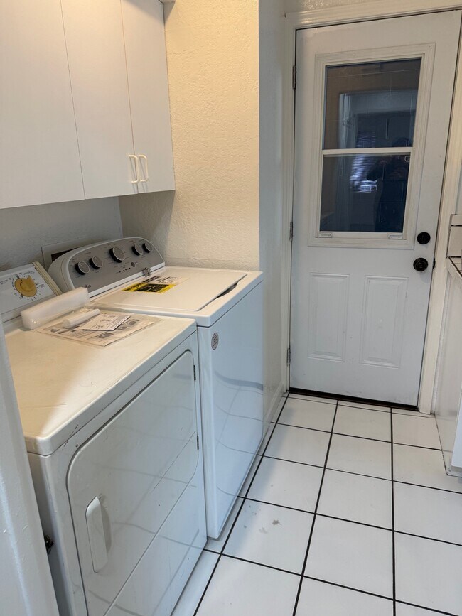 Building Photo - 12239 W Washington Blvd