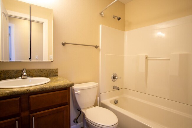 Building Photo - Charming St. John's 2-Bedroom Ready Mid-June!