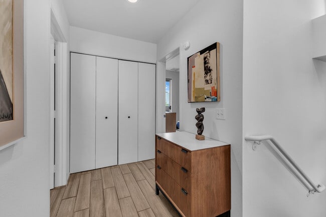 Building Photo - 3574 Penny Ln