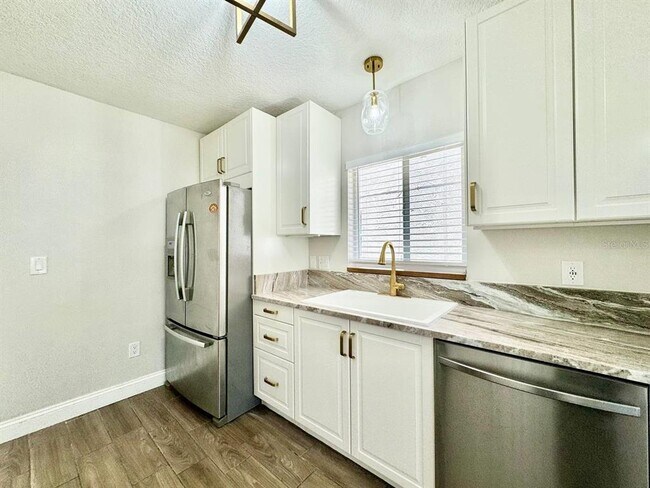 Building Photo - 13014 Fennway Ridge Dr