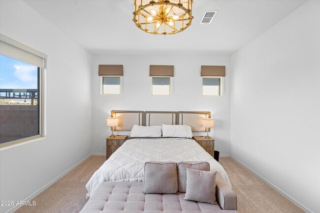 Building Photo - 10812 E Tesla Ave