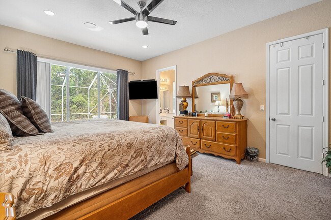 Building Photo - 4642 SW Hammock Creek Dr