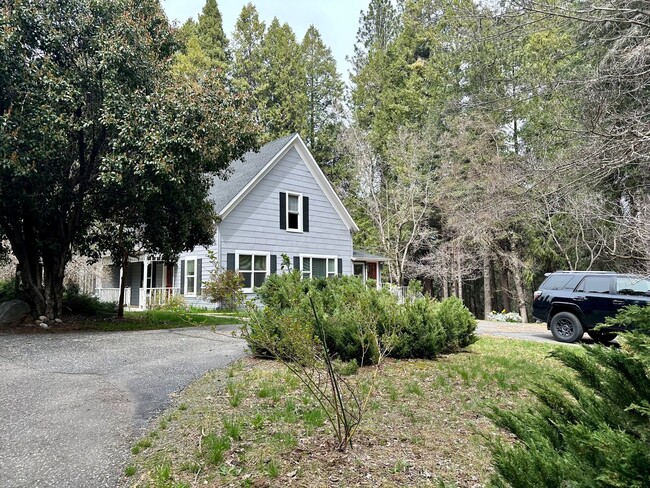 Primary Photo - Charming Nevada City Home