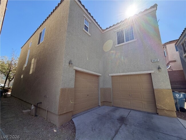 Building Photo - 9033 Attractive Ct