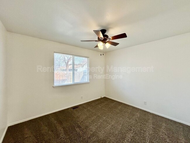 Building Photo - 8990 W Cory Ln