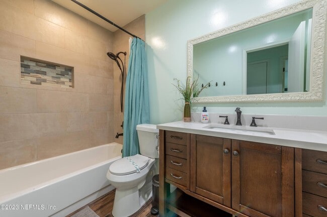 Building Photo - 2746 Grayton Ct