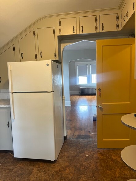 Kitchen going to livingroom - 581 Woonasquatucket Ave