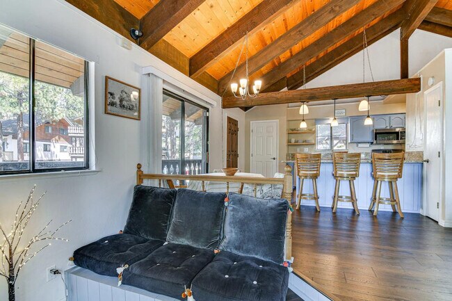 Building Photo - 1286 Timber Ln