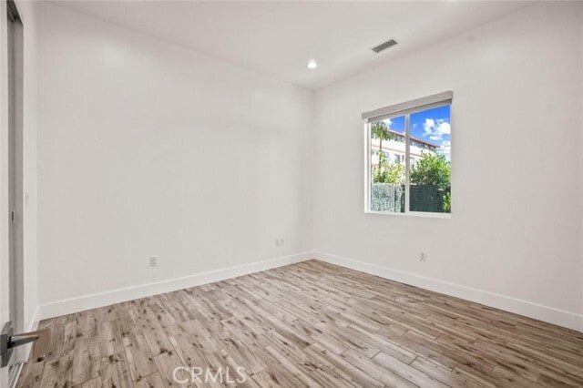Building Photo - 7304 Woodley Ave