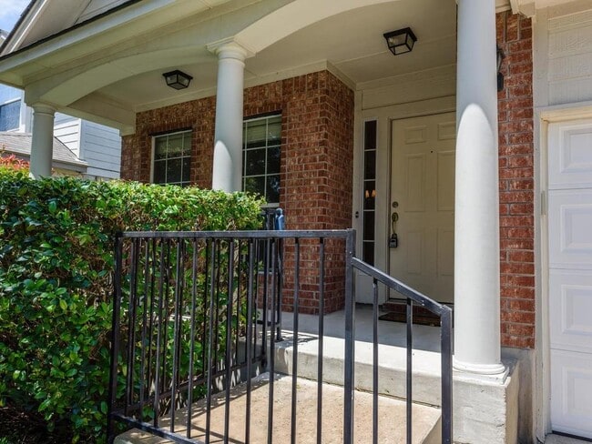 Building Photo - 14616 Springs Edge Dr