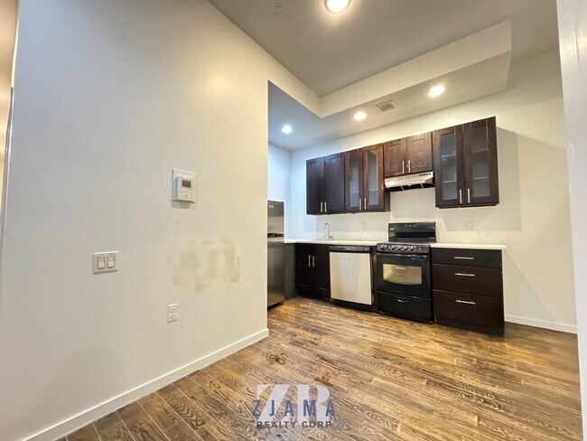 Building Photo - 950 Nostrand Ave