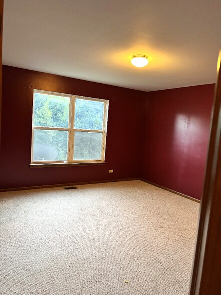 Building Photo - 443 Highplains Rd