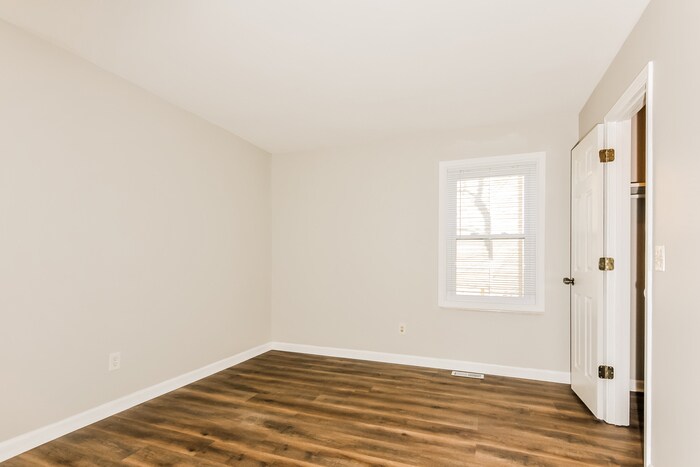 Building Photo - 93 Jane Dr