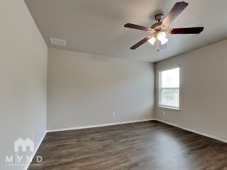 Building Photo - 3911 Turning Pine Edge