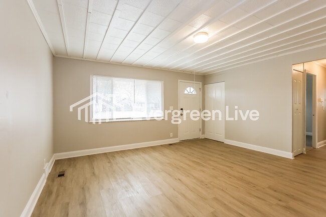 Building Photo - 8816 Montery Ct