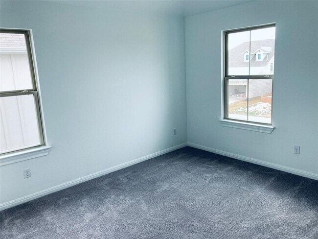 Building Photo - 110 White Aster Ct