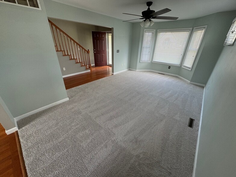 Building Photo - 134 Knob Hill Way