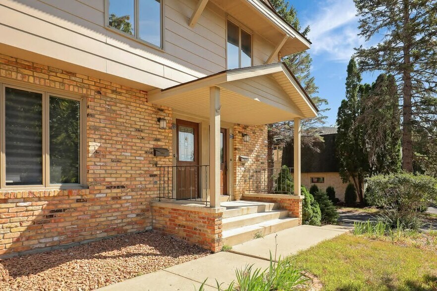 Building Photo - 7217 Glouchester Dr