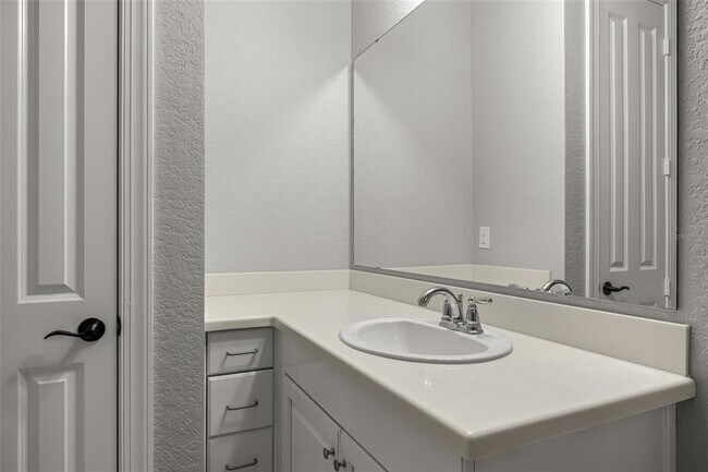 Building Photo - 99 Vivante Blvd