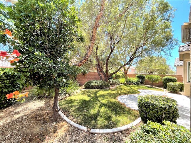 Building Photo - Enjoy mini park in your backyard! Single-story home in Aliante community