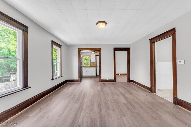 Building Photo - 7902 Halle Ave