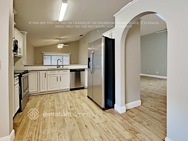 Building Photo - 2108 Crosshair Cir