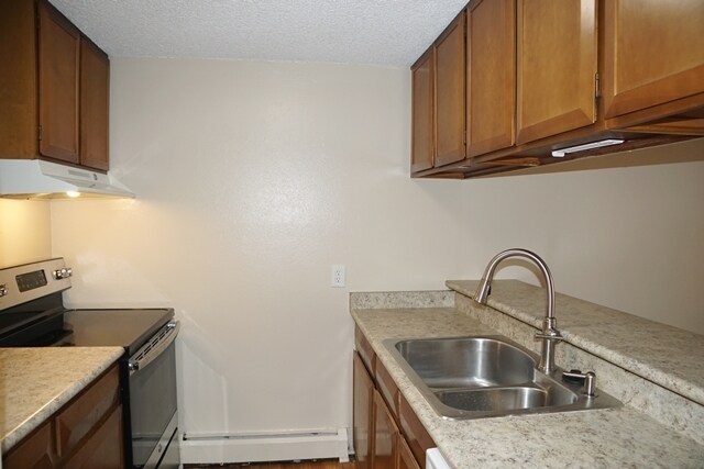 Building Photo - 1842 Canyon Blvd