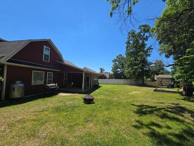 Building Photo - 441 Corsegan Rd