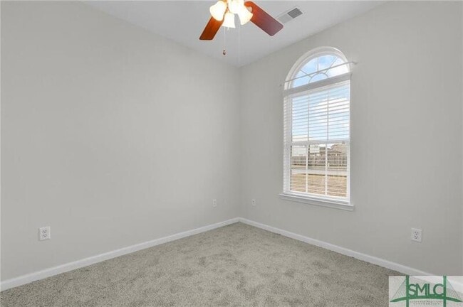 Building Photo - 85 Red Oak Dr