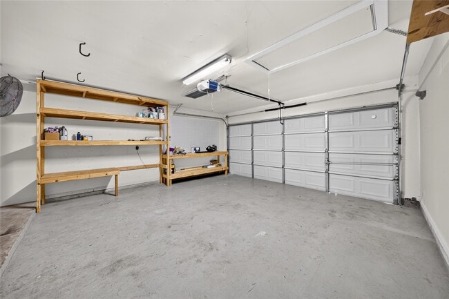 Building Photo - 20515 Spring Bluff Ln