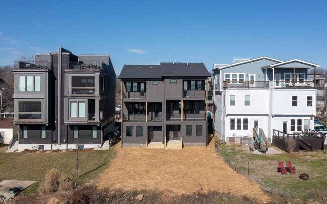 Building Photo - 1018 Alice St