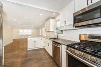 Building Photo - 266 Elmwood Ave