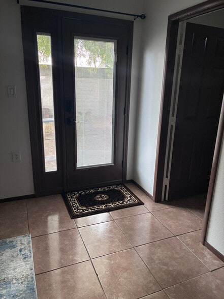 Building Photo - 3929 Cutting Horse Ave